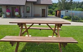 Apartament pod laskiem